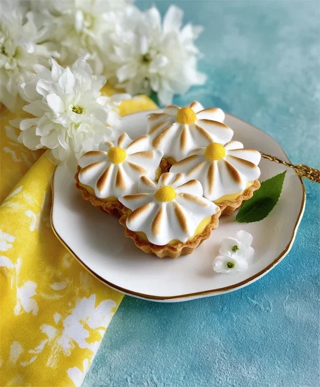 Daisy Lemon Meringue Pies