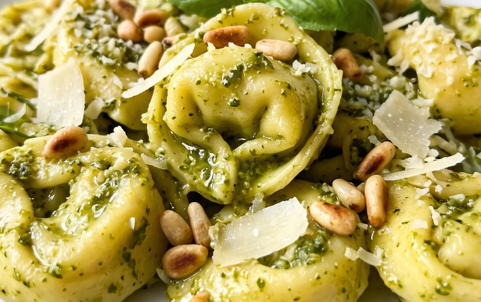 Pesto Tortellini